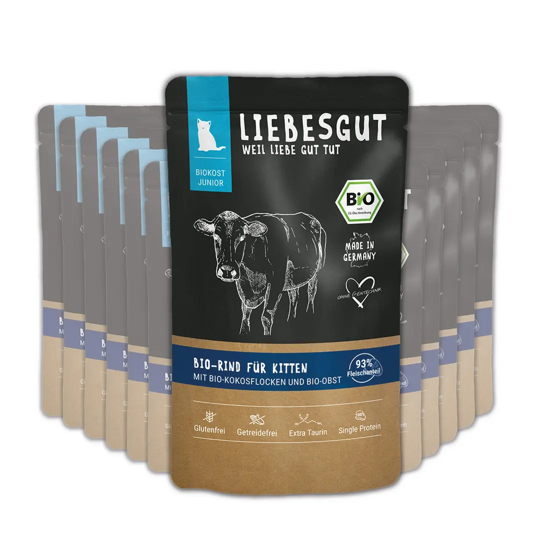 Bio-Rind mit Bio-Kokosflocken und Bio-Obst Bio-Rind mit Bio-Kokosflocken und Bio-Obst